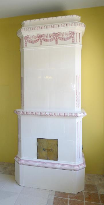 antiker schwedischer Kachelofen Kristina von SVEA Hamburg